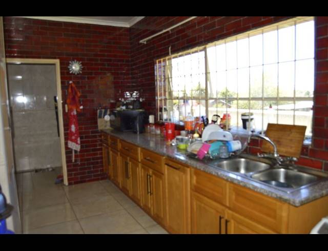 3 BEDROOM FREESTANDING FOR SALE IN BIRCHLEIGH